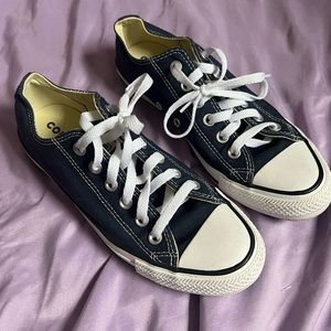 Blue converse, 7.5.